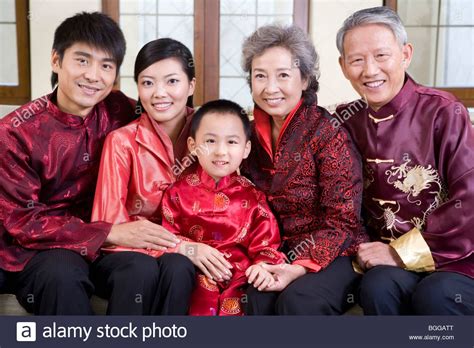 are there people in china with three childen
